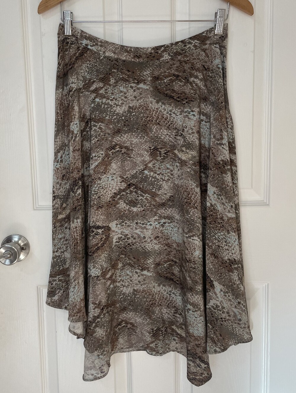Santorelli 100%Silk Brown and Cream Asymmetrical Snake-Print Skirt Size 42 Italy